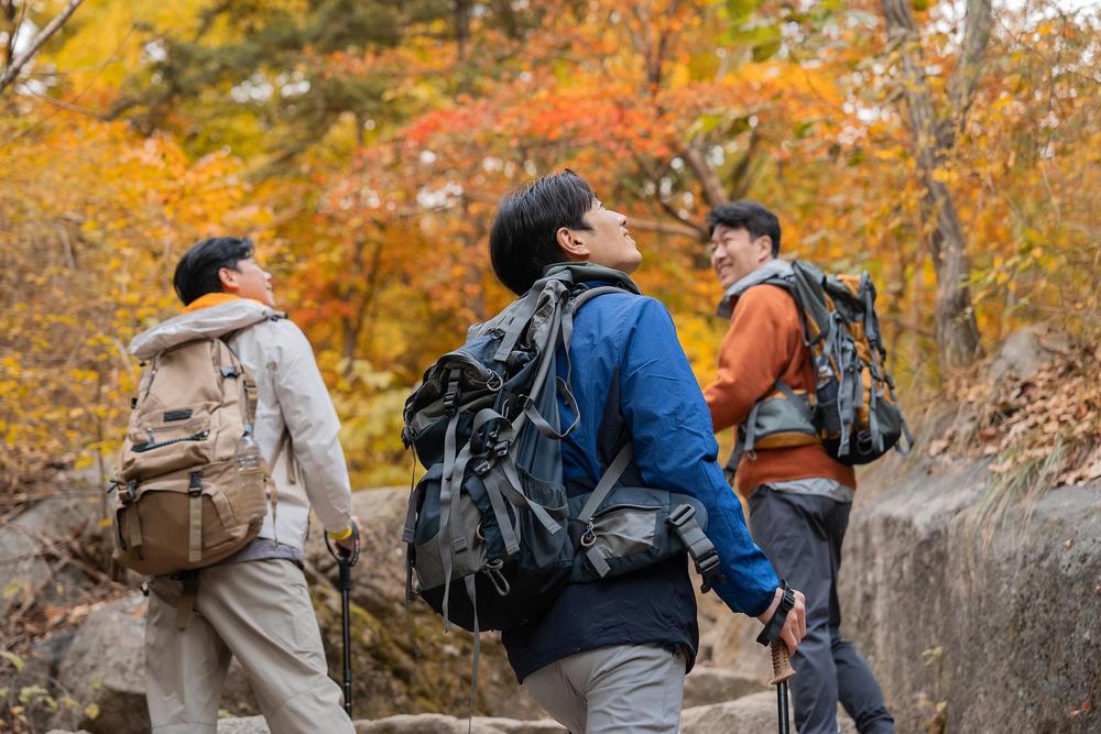 坠！这份安全指南关键时刻能保命冰球突破游戏登山探险谨防失温滑(图5)